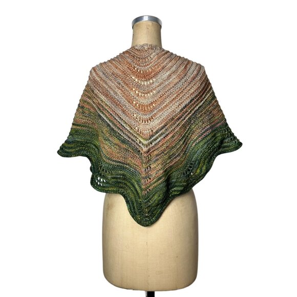 Hand knit shawl with ombre colors green peach - Picture 1 of 6